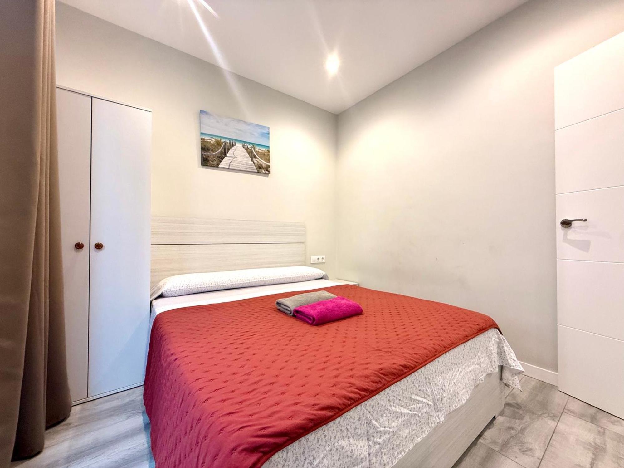Ferienwohnung Camp Nou Nueva Casa 91 L’Hospitalet de Llobregat Exterior foto